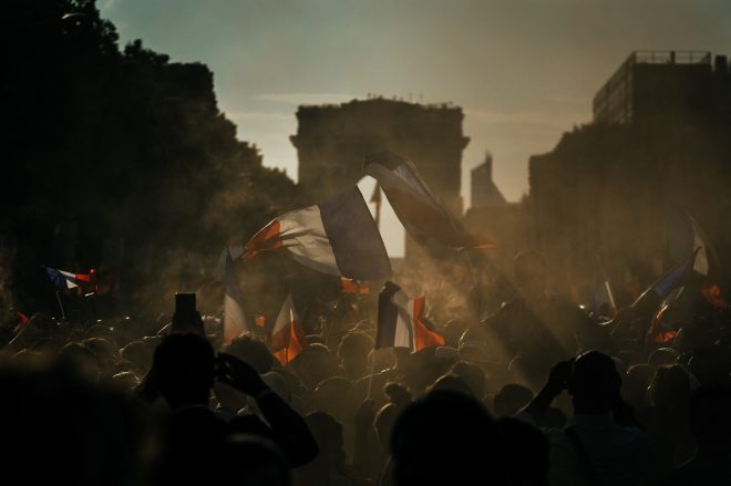 De la ferveur sur les Champs