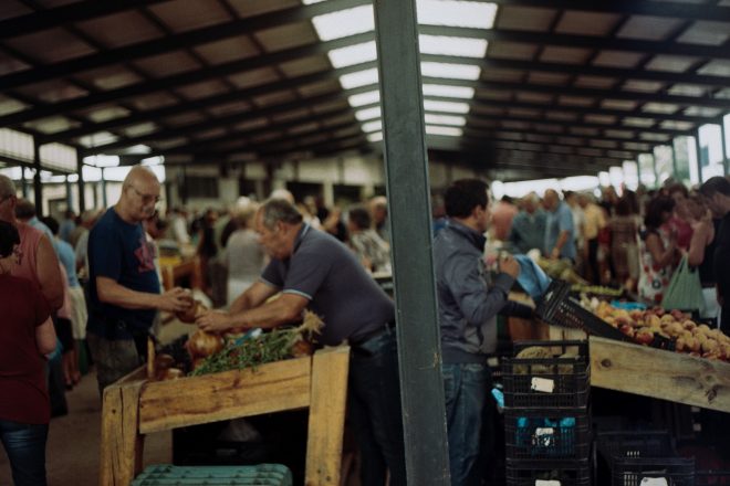 Marché de fruits et légumes