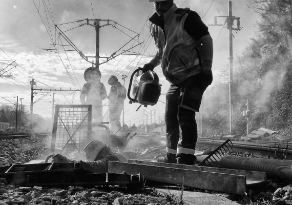 Worker railroad