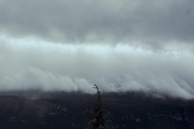 La tête dans les nuages